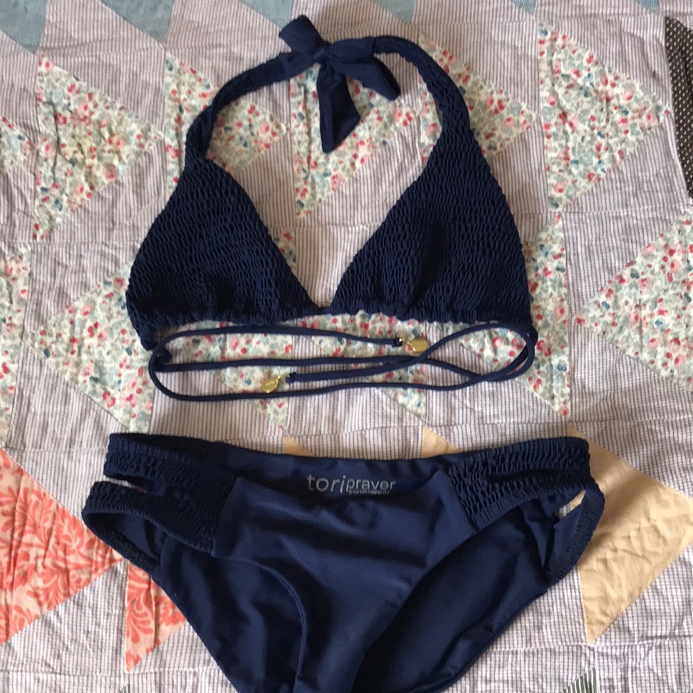 Gorgeous Tory Praver navy bikini s top xs bottom